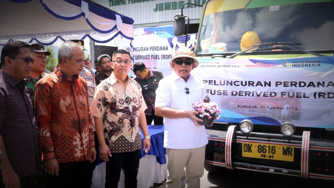 Jembrana Luncurkan Perdana RDF, Bupati Tamba Optimis Tuntaskan 100.000 Ton sampah TPA dalam Empat Tahun