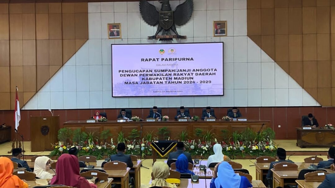 Pelantikan Dan Pengambilan Sumpah Janji DPRD Kabupaten Madiun Periode 2024 – 2029 Di Paripurna Istimewa
