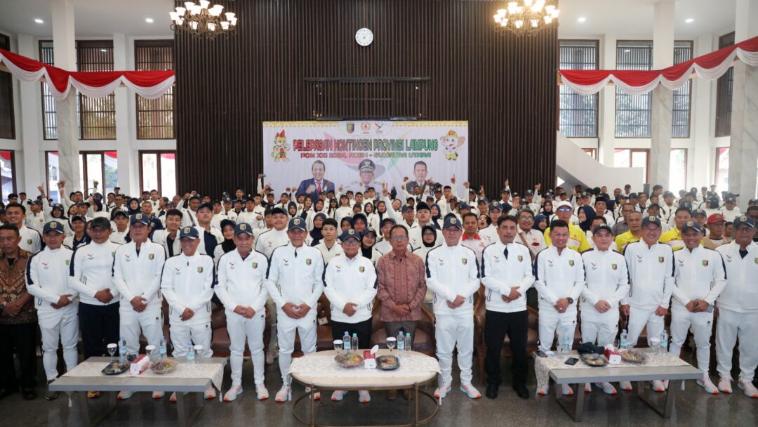 Pj. Gubernur Samsudin Lepas Kontingen Lampung Ikuti PON XXI Aceh-Sumatera Utara 2024, Targetkan Raih 7 Besar dengan 35 Medali Emas