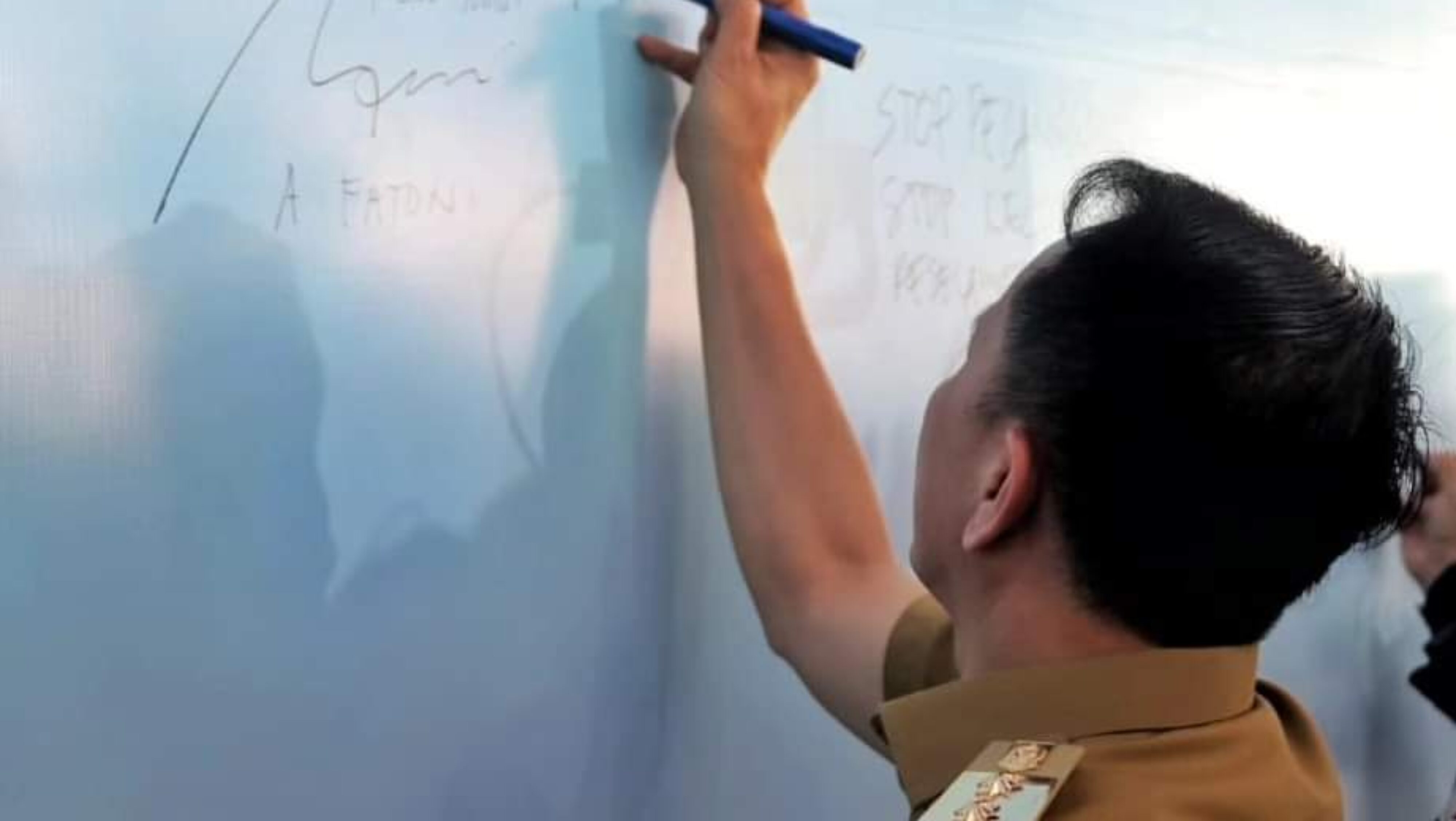 Fatoni Sambut PON XXI Dengan Gerakan Tertib Lalu Lintas