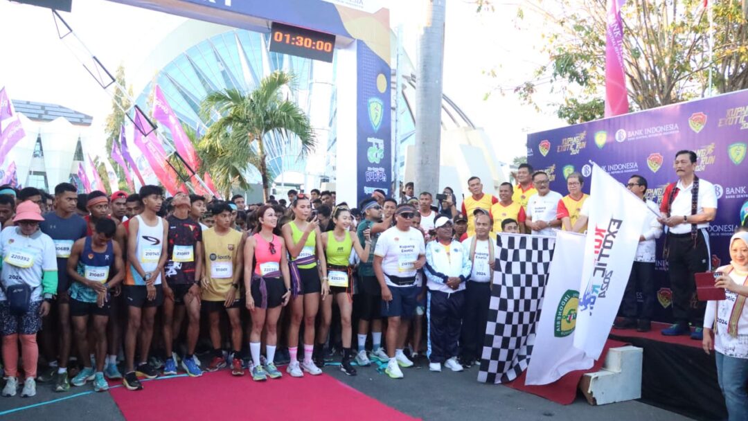 Disaksikan Menko Marves, Ribuan Peserta Ramaikan Kupang Exotic Run 2024