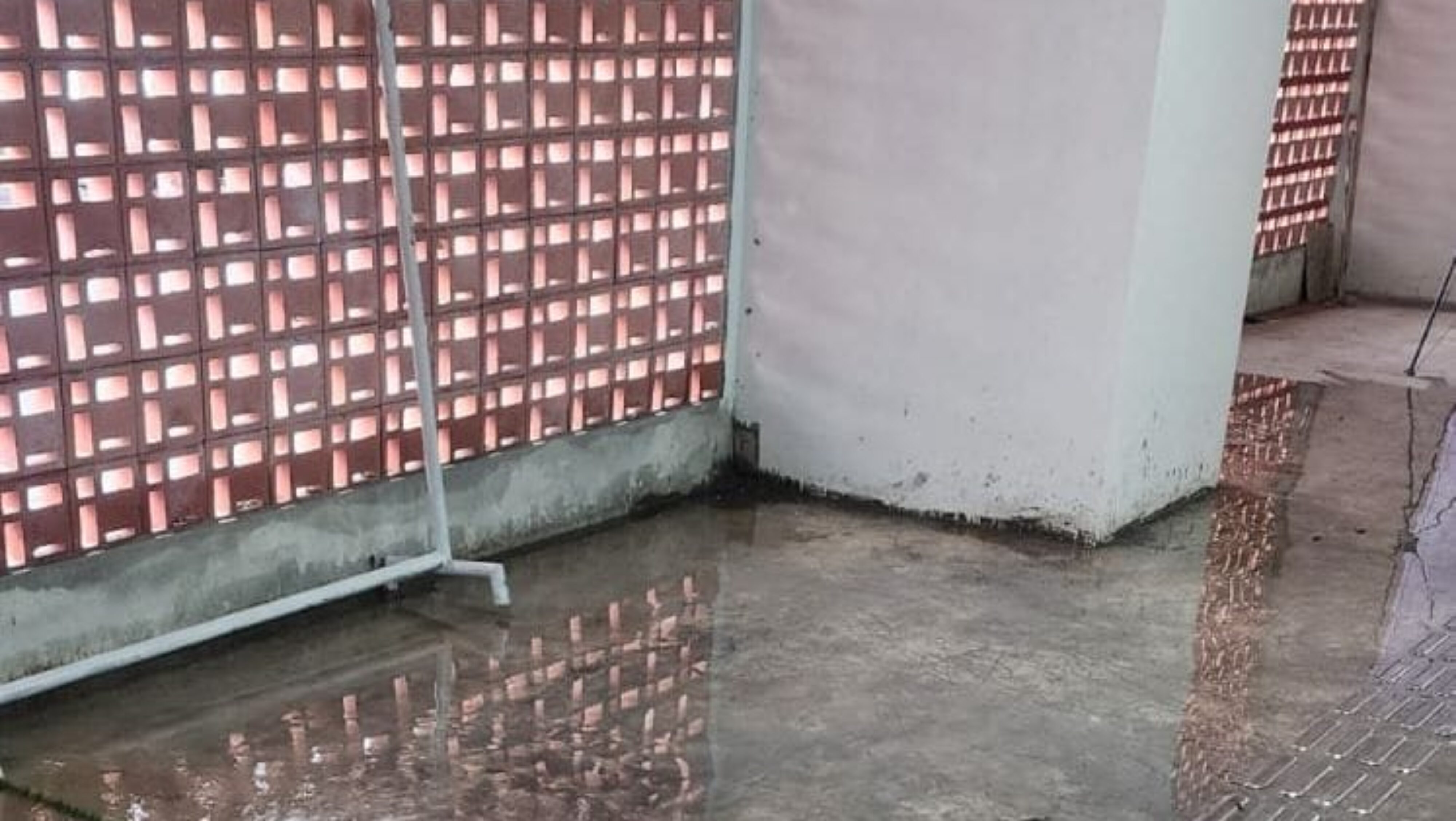 Polisi Selidiki Penyebab Genangan Air di Los Pasar Umun Negara Bahagia
