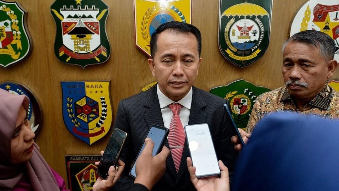 Gubernur Sumatera Utara Agus Fatoni Melalui Peringatan Hari Kesehatan Nasional (HKN) Tingkat Kesehatan Masyarakat Sumut Semakin Membaik