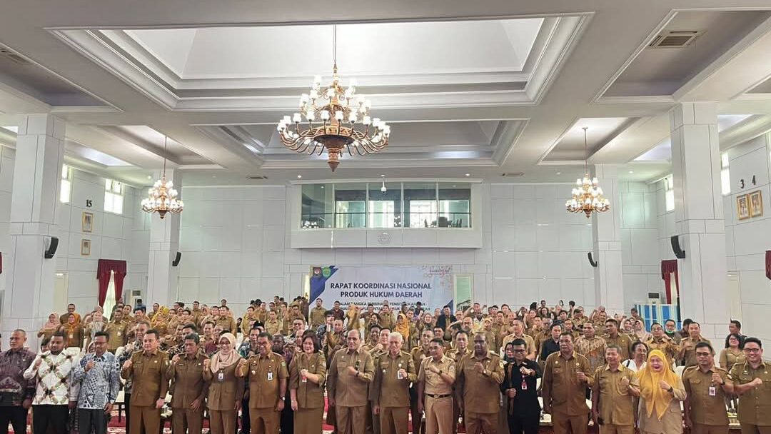 Optimalisasi Implementasi Produk Hukum Daerah, Sekda Sultra Hadiri Rakornas di Kaltim