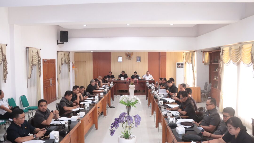 DPRD Jembrana Bahas LKPJ Bupati 2024 dan Strategi Optimalisasi PAD