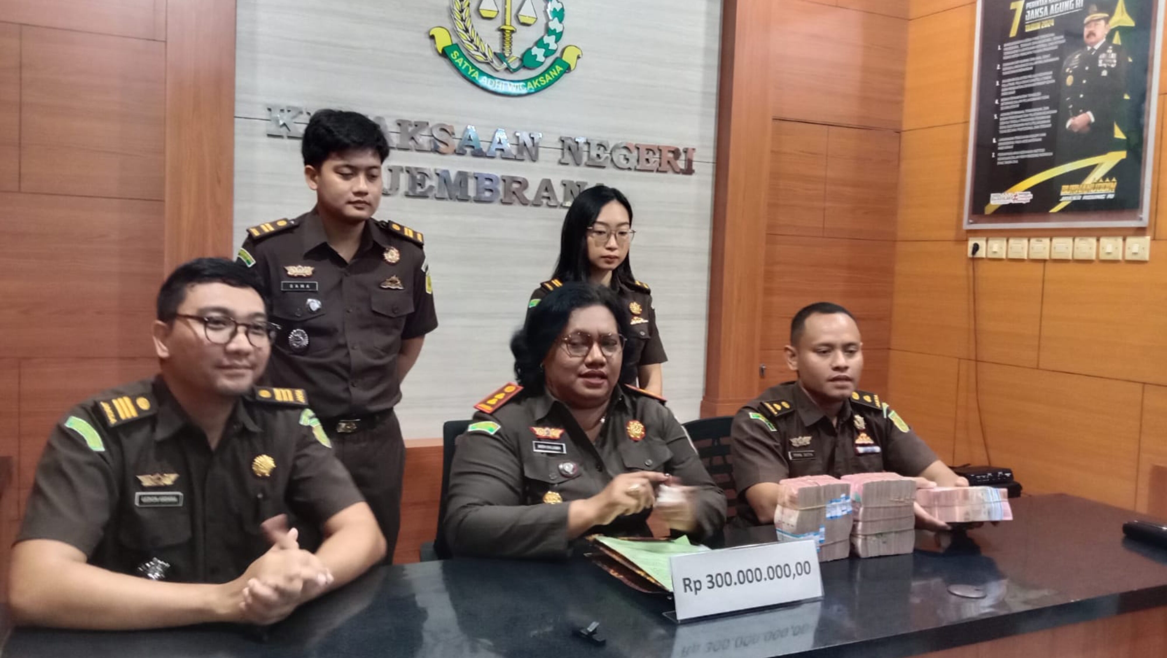 Kejari Jembrana Terima Titipan Uang Pengganti Rp 300 Juta dari Terdakwa Korupsi LPD Yehembang Kauh
