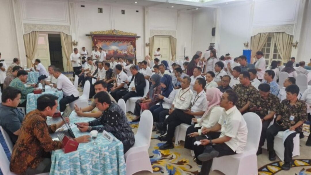 Jemput Bola Adminduk, Pegawai Setwapres Bahagia Bisa Ganti Foto KTP-el 