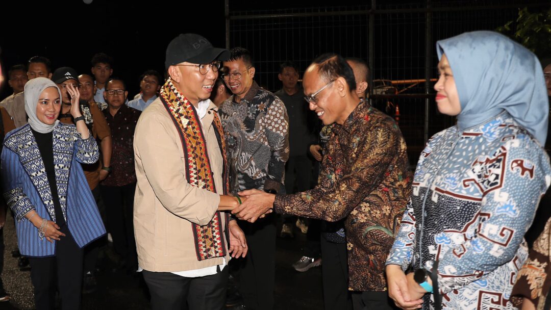 Penyambutan Gubernur Sultra Andi Sumangerukka dan Wagub Ir. Hugua di Kota Kendari Usai Pelantikan
