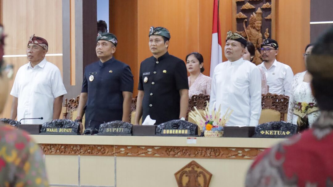 Kutip Ajaran Bung Karno, Bupati Kembang Hartawan Sampaikan Pidato Perdana Di Rapat Paripurna DPRD Jembrana