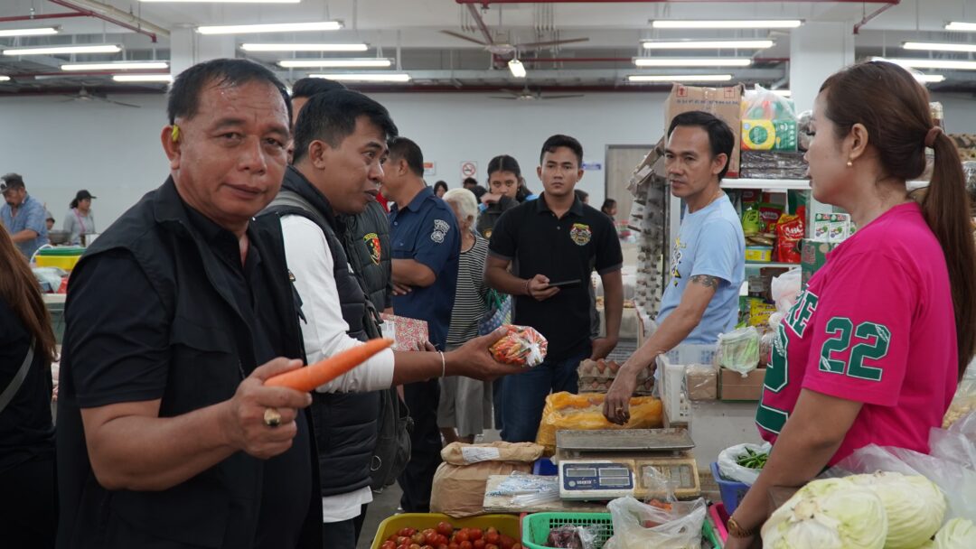 Polres Jembrana Lakukan Pemantauan Harga Kebutuhan Pokok Di Pasar Umum Jembrana