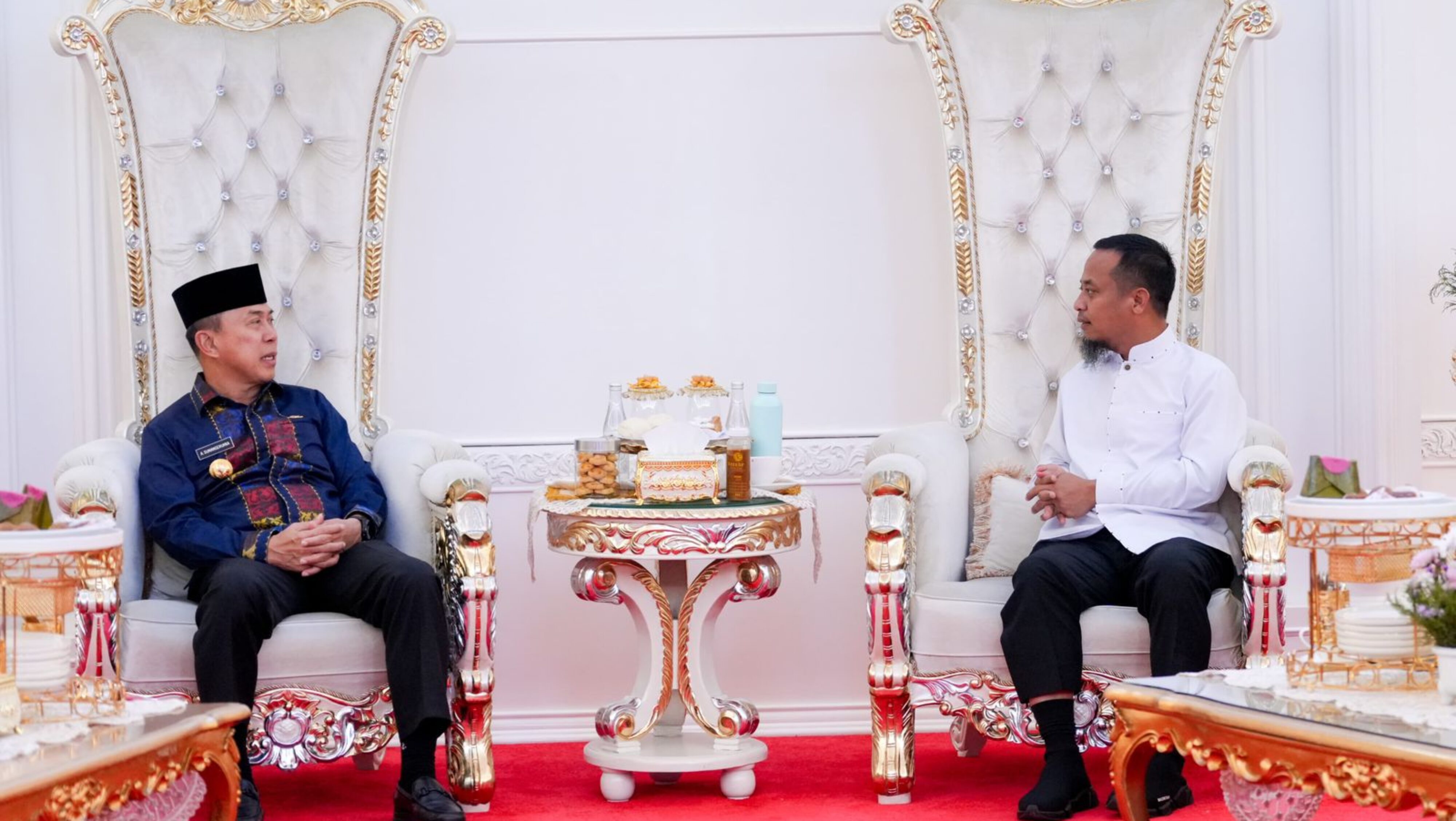 Silaturahmi Hangat Gubernur Sulsel dan Sultra, Bahas Konektivitas Udara dan Laut