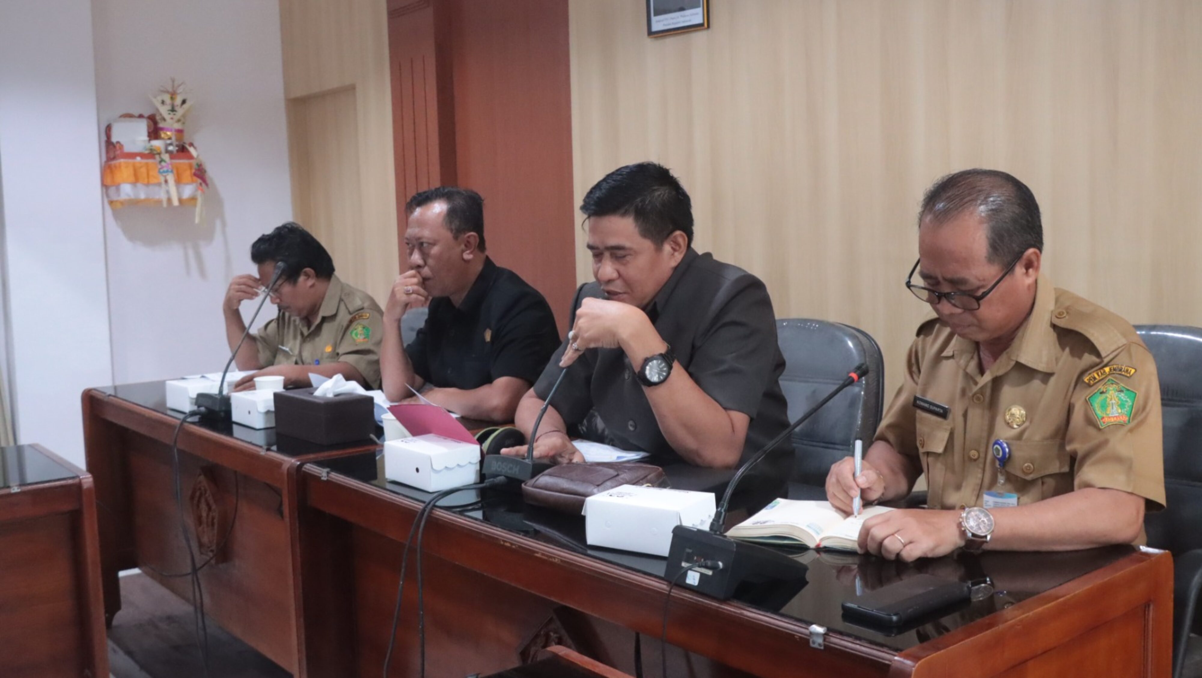 Pansus DPRD Jembrana Rampungkan Pembahasan Rancangan Awal RPJMD 2025–2029 Bersama Seluruh Kepala Perangkat Daerah