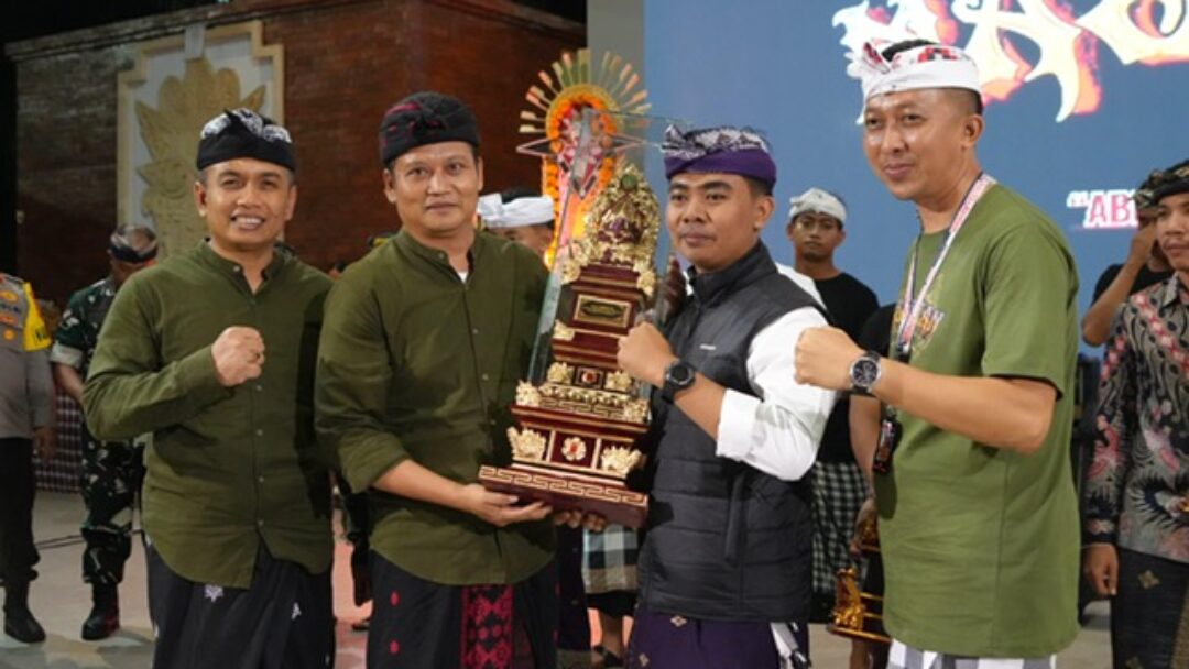 Kreativitas Yowana di Masikian Festival Mendapat Apresiasi Dari Bupati Jembrana : Janji Tambah Anggaran Tahun Depan