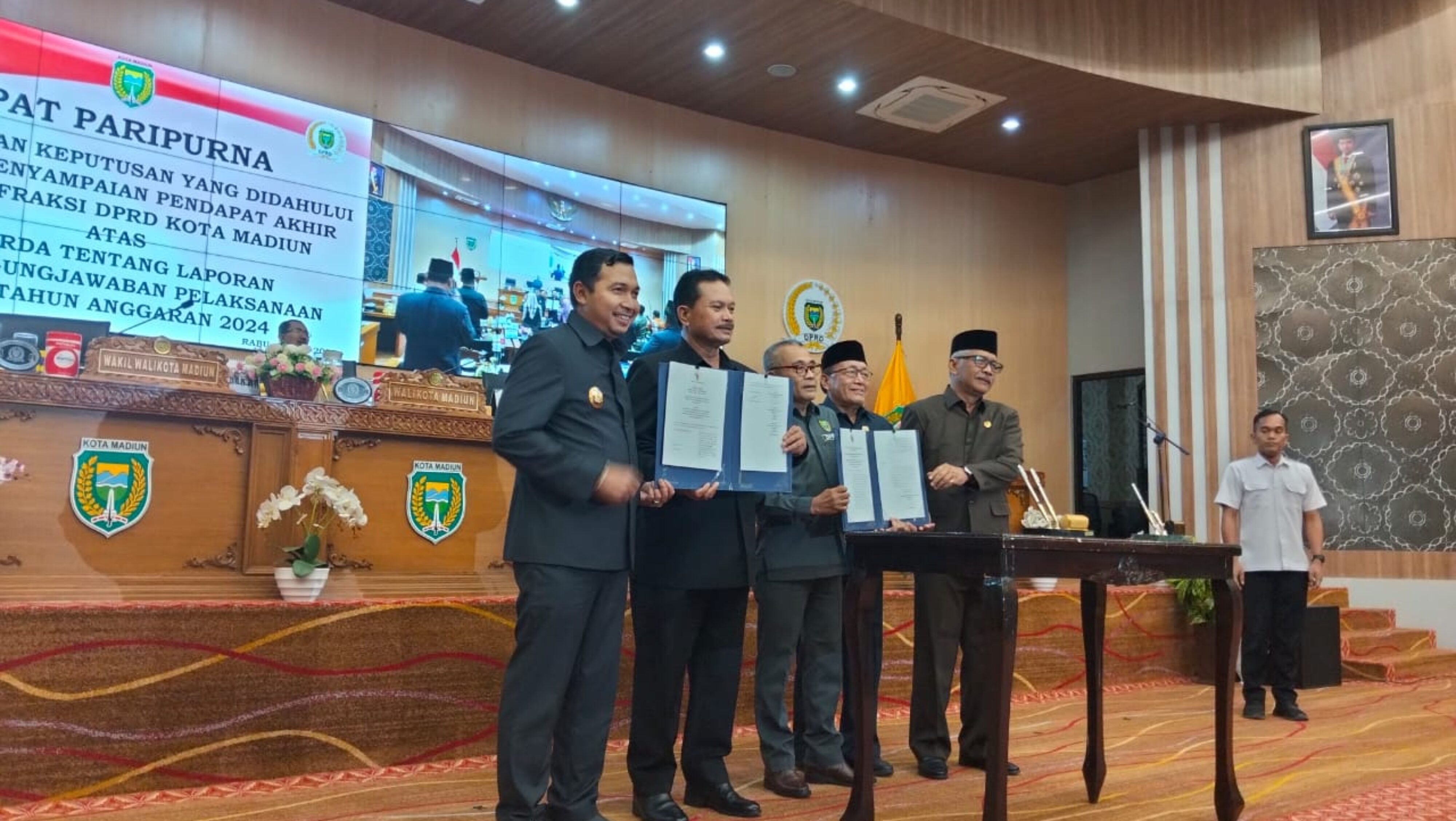 DPRD Kota Madiun Sahkan LPJ APBD 2024, Maidi Siap Tindaklanjuti Masukan Fraksi