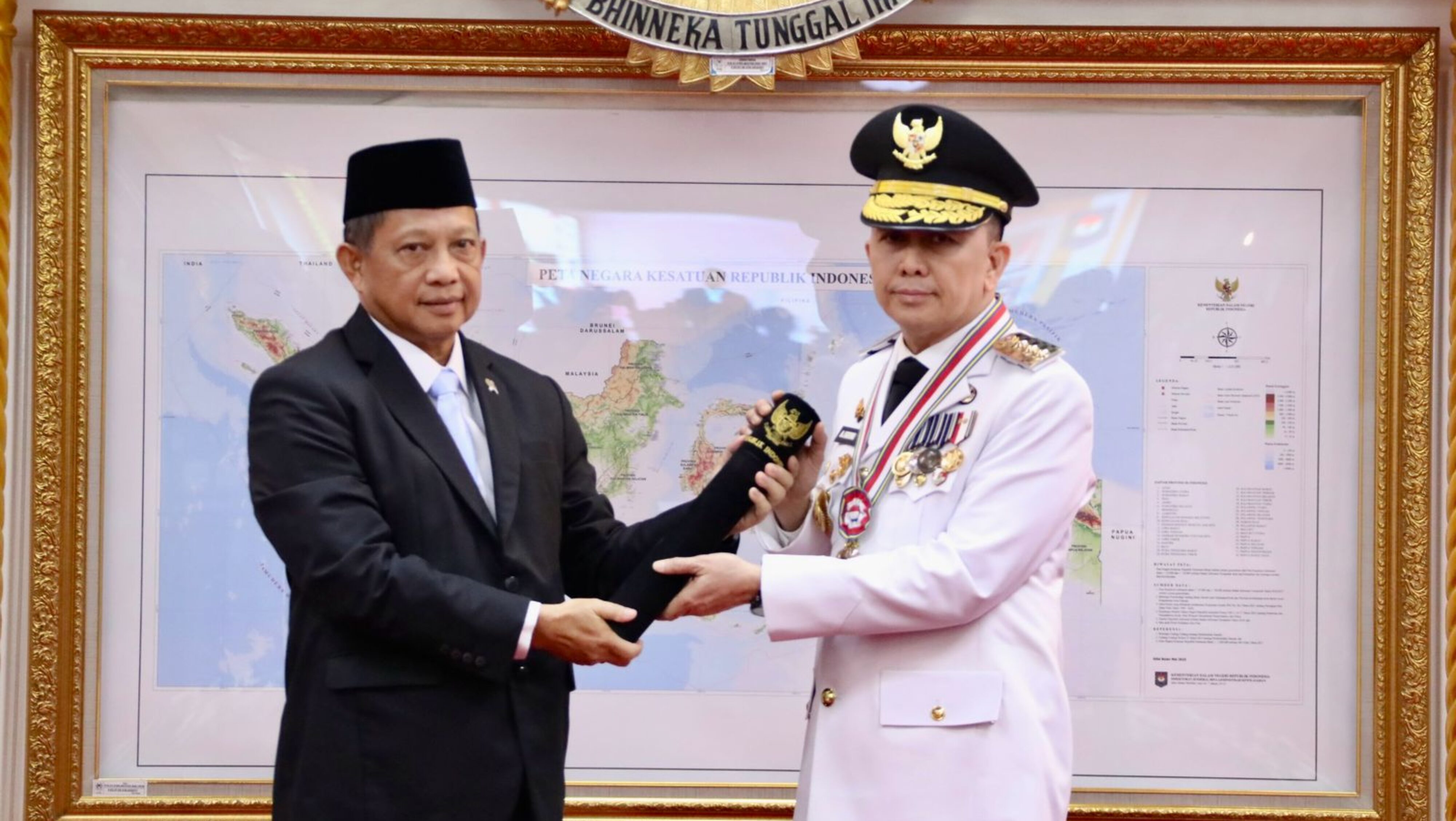 Lantik Agus Fatoni sebagai Pj. Gubernur Papua, Mendagri Tegaskan Komitmen Pemerintah Tangani Tantangan Pasca-Pemekaran