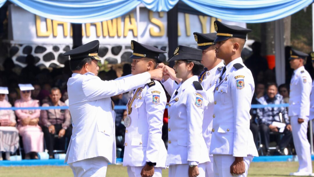 Atas Nama Pemerintah, Mendagri Lantik 1.110 Pamong Praja Muda IPDN Angkatan XXXII