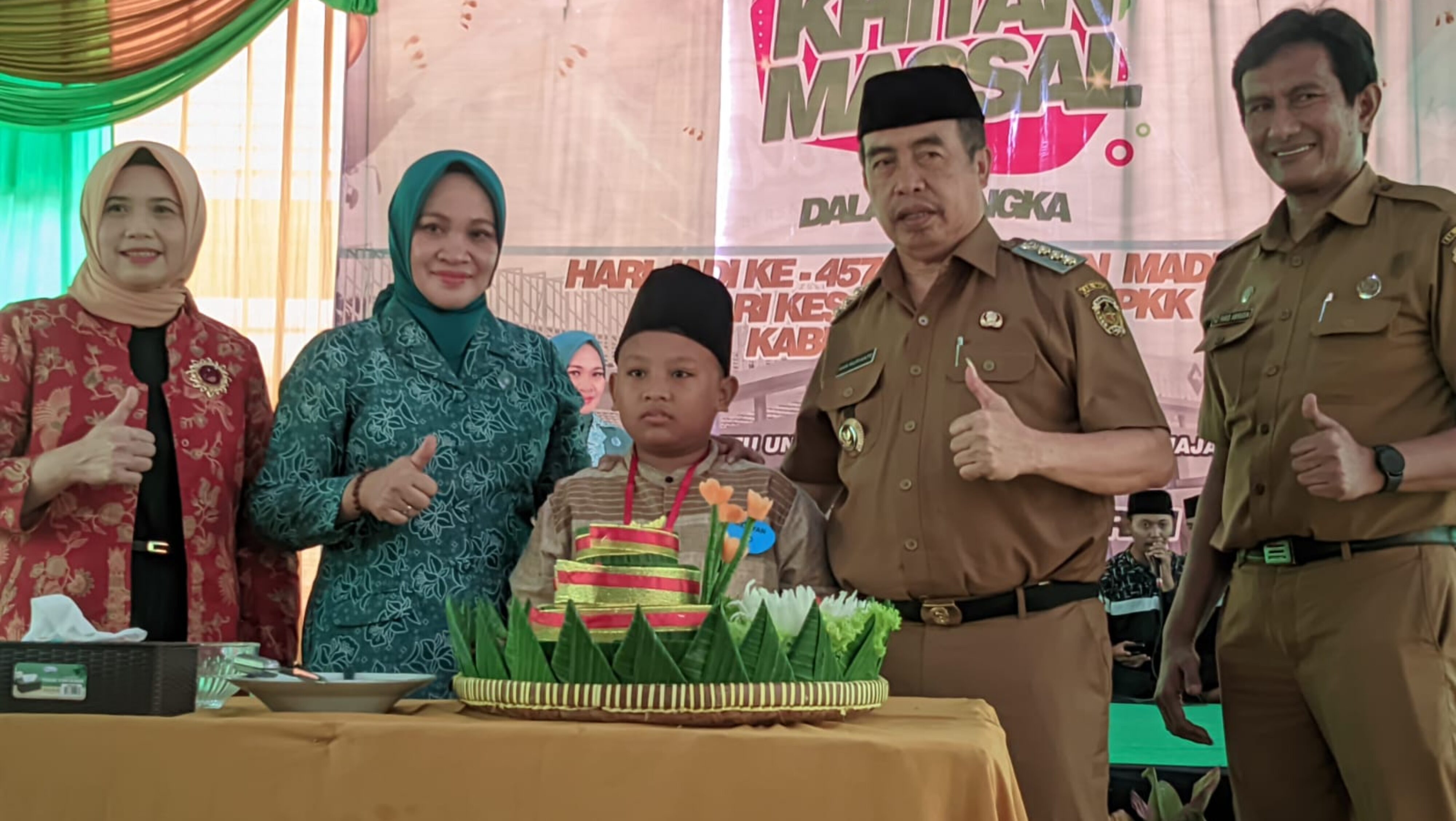 Khitanan Massal Warnai HUT Ke-457 Kabupaten Madiun, 230 Anak Ikut Serta