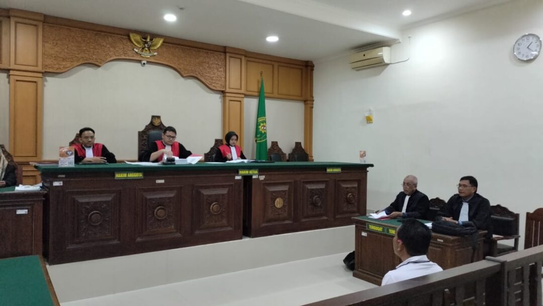 Kuasa Hukum Jurnalis Media CMN Ajukan Eksepsi, Tegaskan Kasus Seharusnya Ditangani Dewan Pers, Dan Beberkan Fakta SPBU Langgar Sempadan Sungai