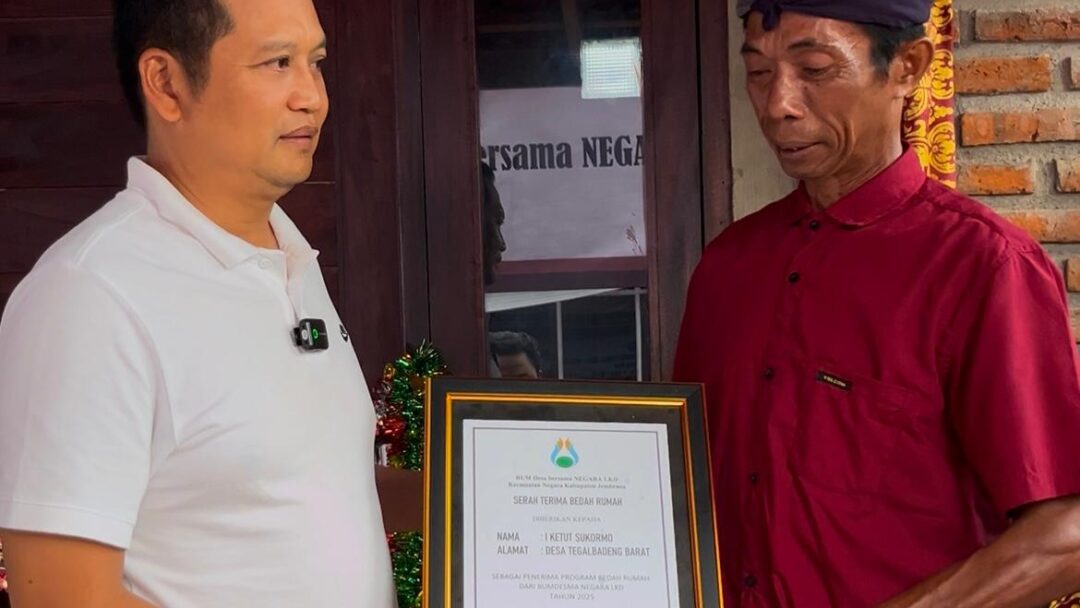 Bupati Kembang Resmikan Program Bedah Rumah, Empat Keluarga Kurang Mampu Kini Punya Hunian Layak