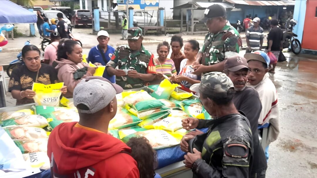 Posramil Biak Timur Gandeng Bulog Gelar GPM, Dua Ton Beras Habis Terjual