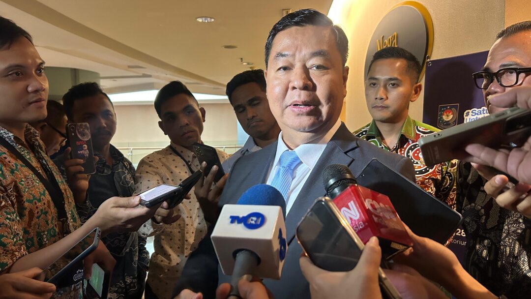 Pastikan 11 Arahan Mendagri Dilaksanakan di Daerah, Dirjen Dukcapil Kunjungi Jawa Timur