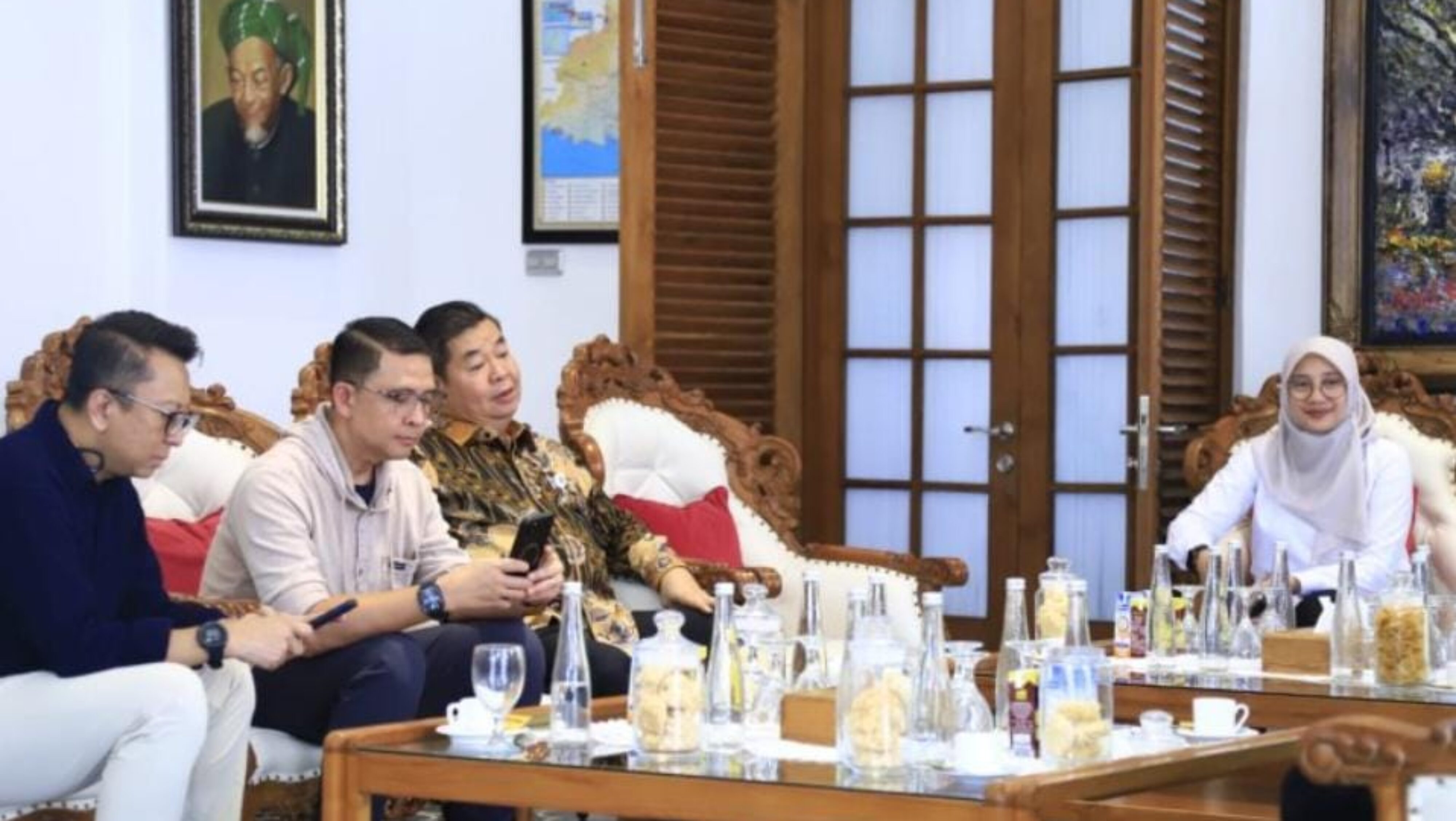 Bupati Ipuk Apresiasi Dukungan Dukcapil Sukseskan Uji Coba Piloting Digitalisasi Bansos