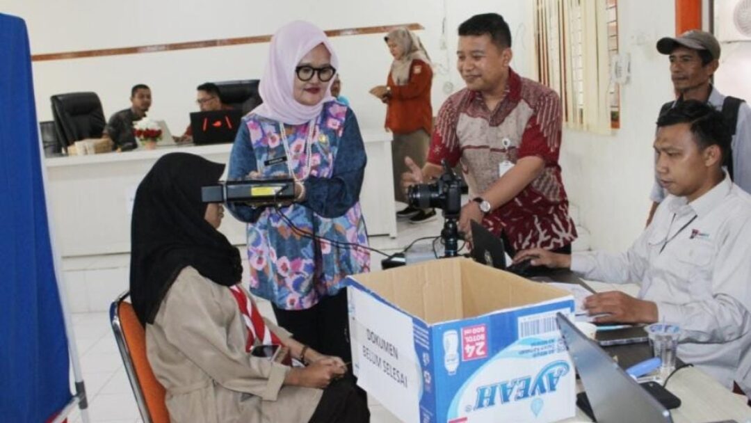 Direktur Ningrum Puji Sinergi Antar Kabupaten/Kota Genjot Kualitas Layanan Adminduk di Sumbar