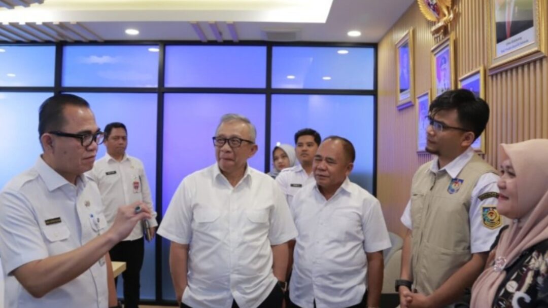 Banggai Bentuk Kecamatan Toili, Sesditjen Dukcapil Ingatkan Penerbitan Dokumen Kependudukan Baru