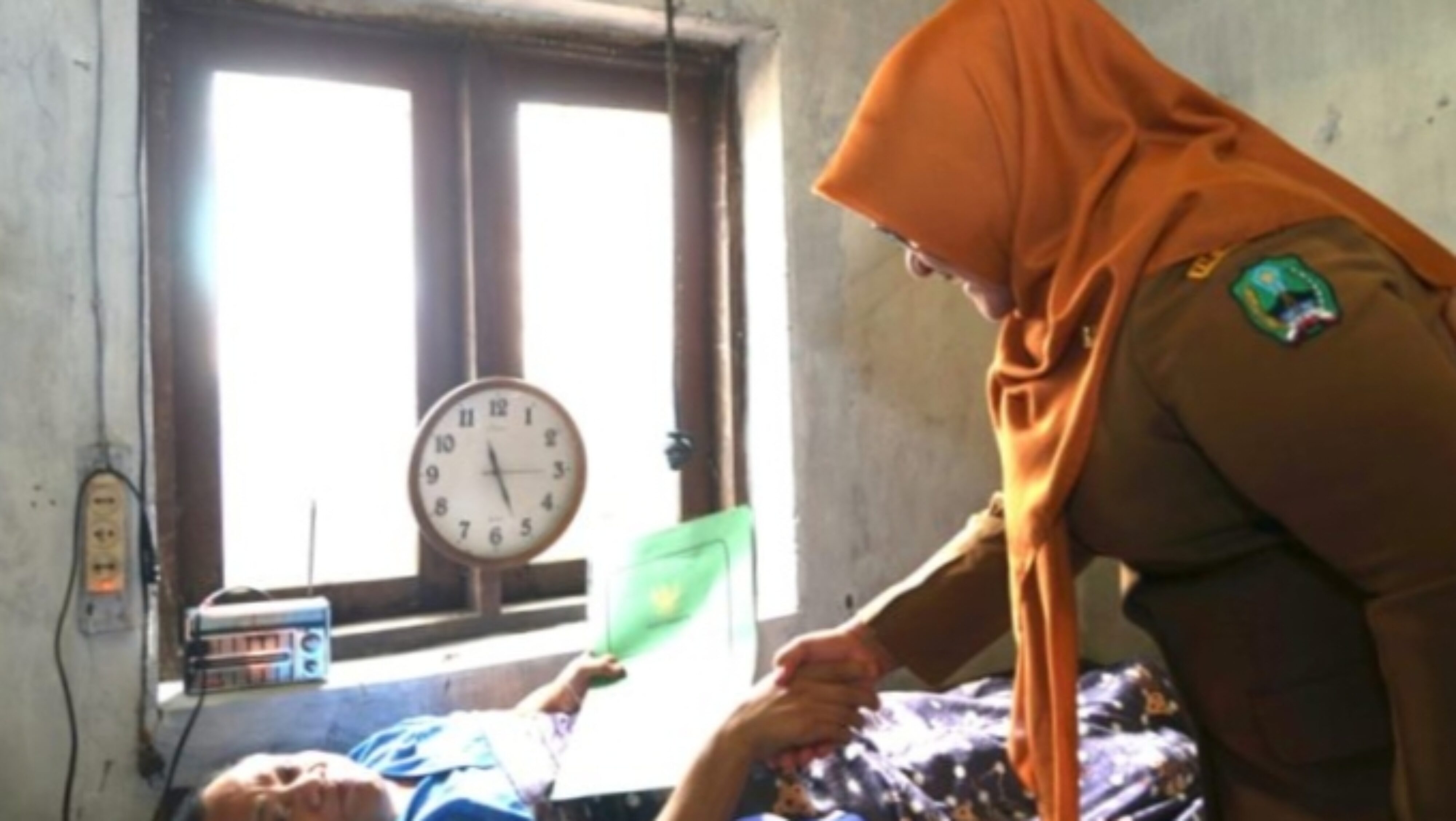 Bupati Magetan Turun Ke Plaosan, Bantu Warga Lumpuh