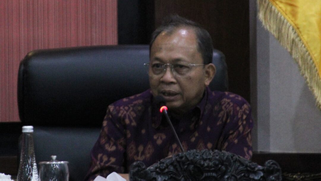 Menteri LH, Gubernur Koster, dan Kepala Daerah Bali Bahas Antisipasi Penanganan Sampah Pasca Penutupan TPA Suwung