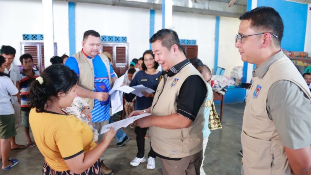 Negara Hadir: Dirjen Dukcapil Pimpin Tim Pusat Tanggap Darurat Bencana Hidrometeorologi di Sumatera Utara