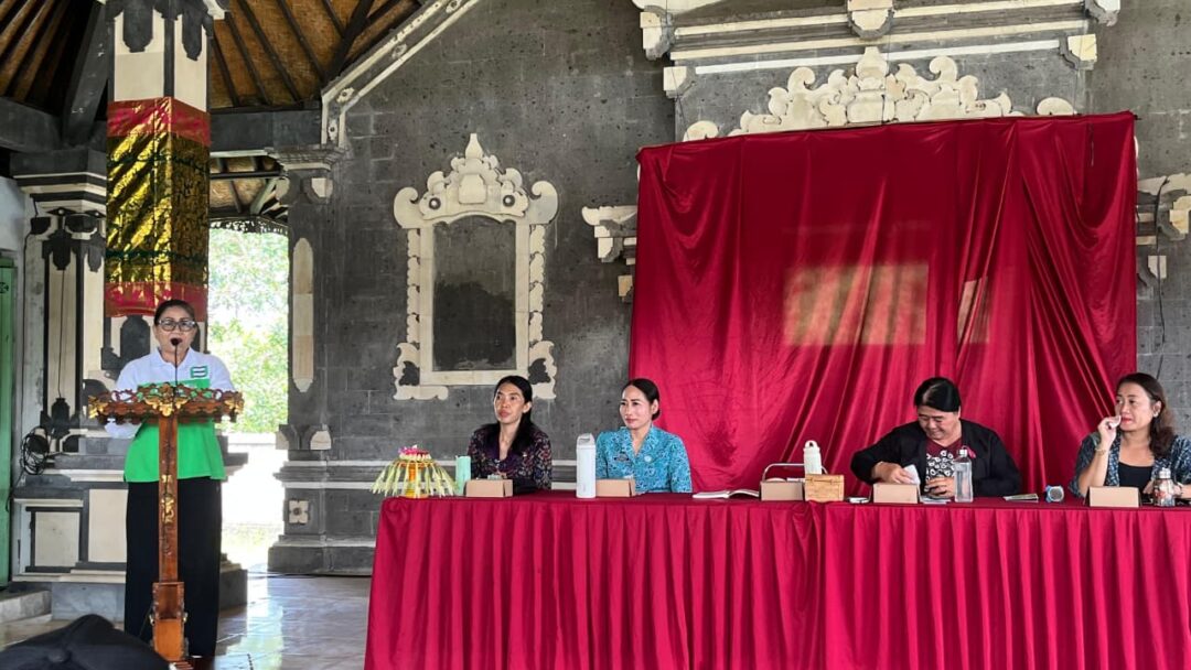 Ambil Peran Aktif, Tim PKK Jembrana Jadi Garda Terdepan Sosialisasi Pengelolaan Sampah