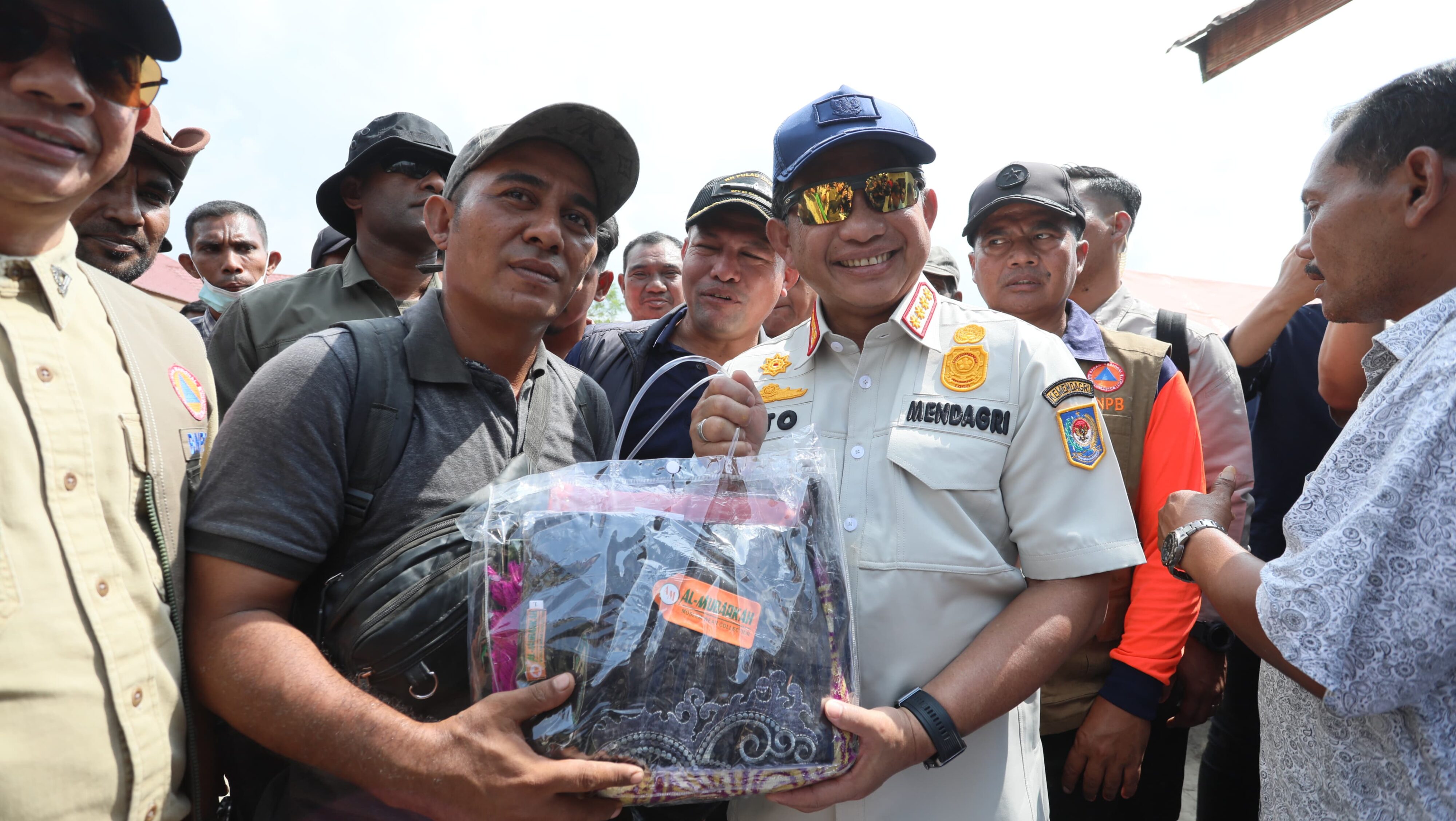 Pastikan Penanganan Darurat Berjalan Cepat. Kasatgas Tito Karnavian Tinjau Pengungsi di Aceh Utara