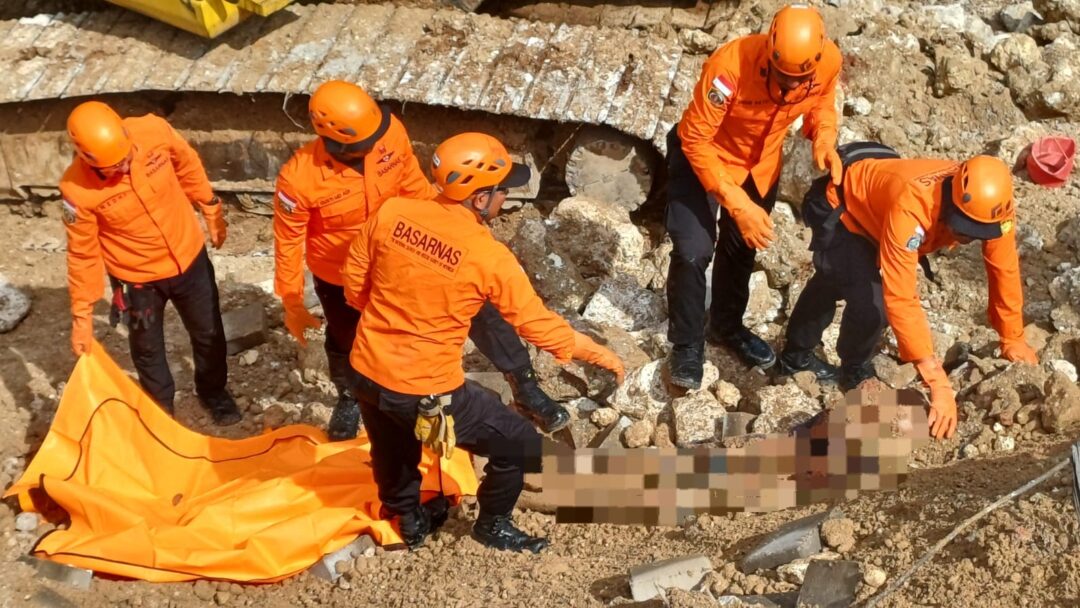 Tembok Senderan di Ungasan Ambruk, 2 Pekerja Proyek Tewas Tertimbun