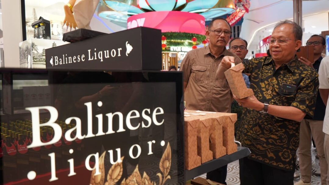 Gubernur Koster Minta Etalase Khusus Arak Bali di Bandara I Gusti Ngurah Rai