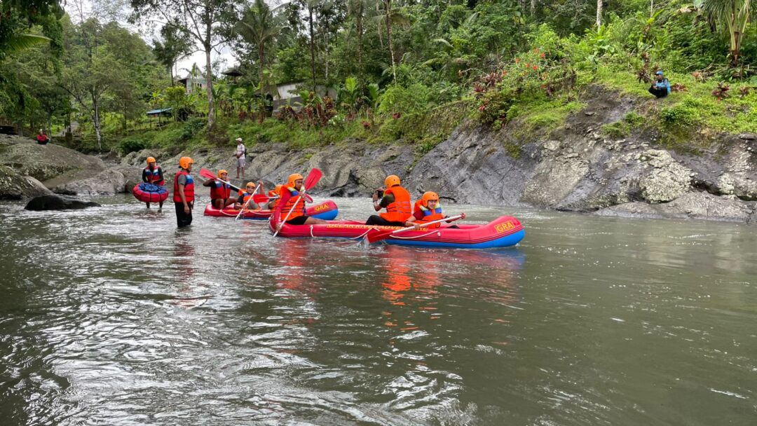 Pacu Adrenalin, Bupati Kembang Jajal “Gelar River Adventure”, Dorong Wisata Baru Di Jembrana