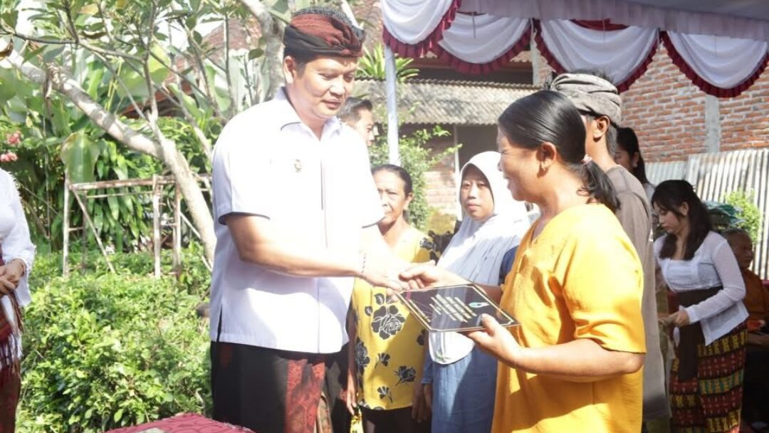 Miliki Warung Yang Layak, Jadi Harapan Baru Bagi Dadong Luh Sandat Di Usia Senja