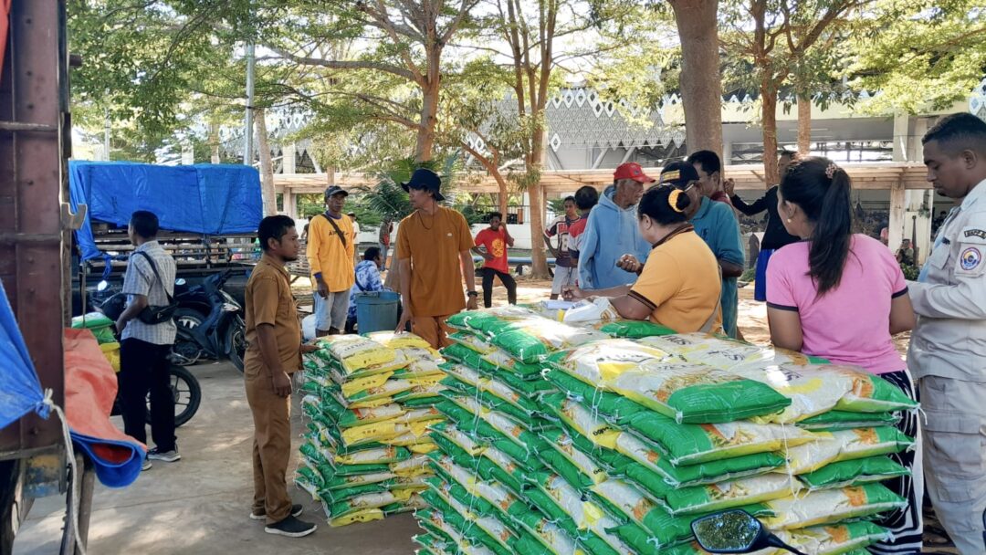 PLBN Motaain Hadirkan Pasar Murah dan Samsat Keliling, Masyarakat Perbatasan Sambut Antusias