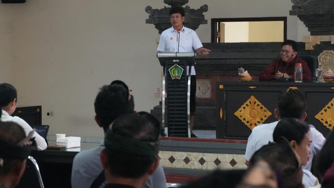 Pemkab Jembrana Sosialisasikan Skema Beasiswa “1 Keluarga 1 Sarjana” Program Pemprov Bali