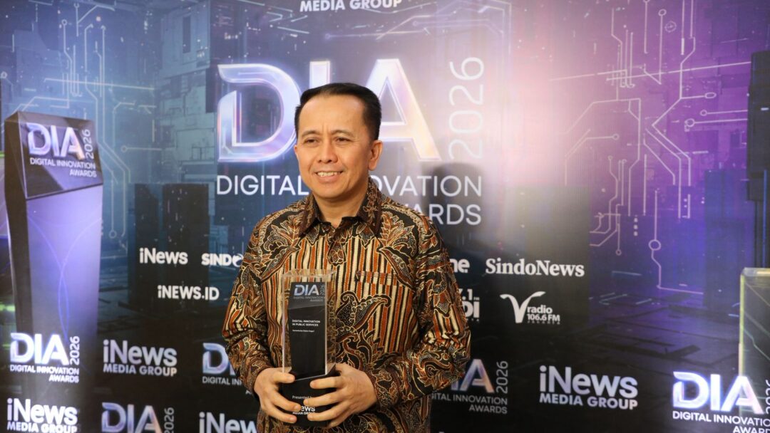 Dirjen Keuangan Daerah Agus Fatoni Terima Penghargaan Digital Innovation Award 2026