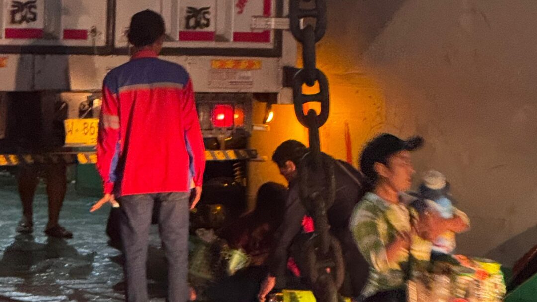 Pedagang Asongan Tewas Terjepit Truk Box di KMP Tunu Pratama Jaya Gilimanuk