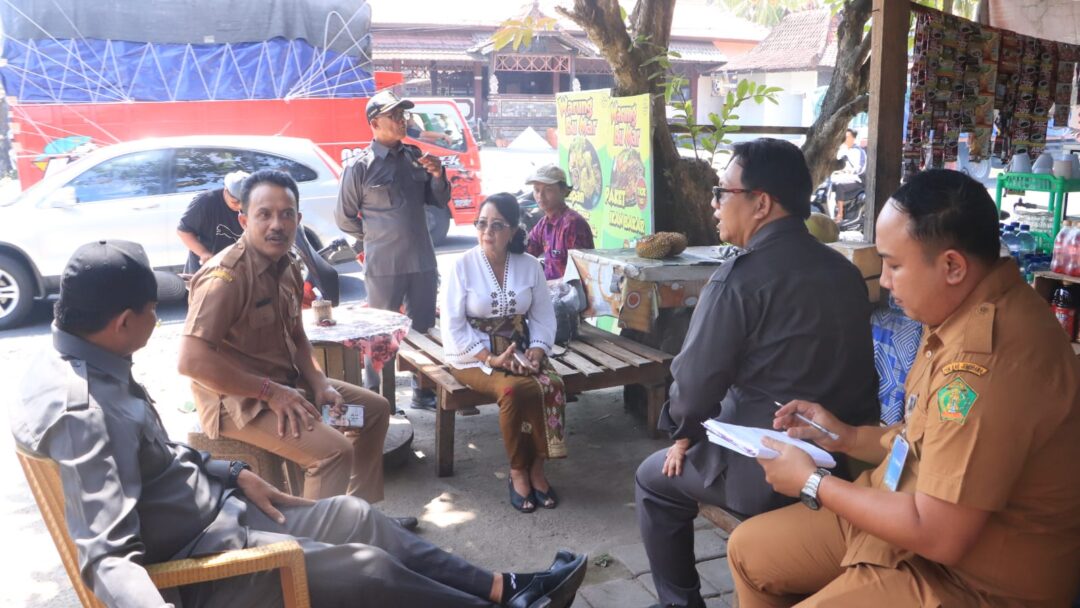 DPRD Jembrana Turun Langsung Tinjau Bangunan Di Area Sawah Dilindungi Desa Pulukan