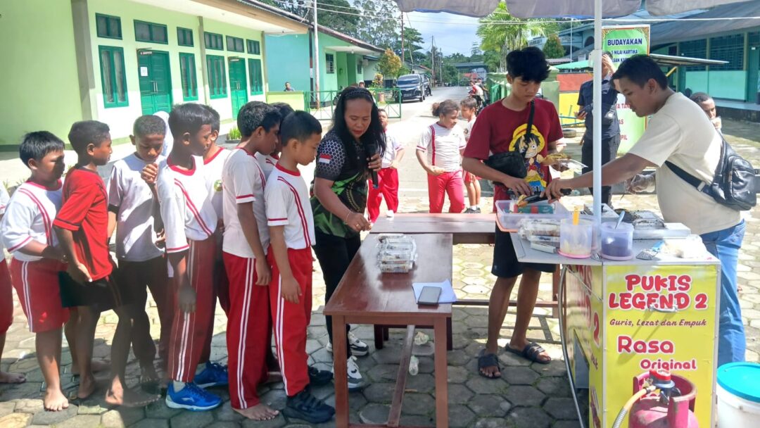 SD Kartika Biak Promosikan Penerimaan Murid Baru dengan Cara Kreatif Bersama Mas Pukis Legend