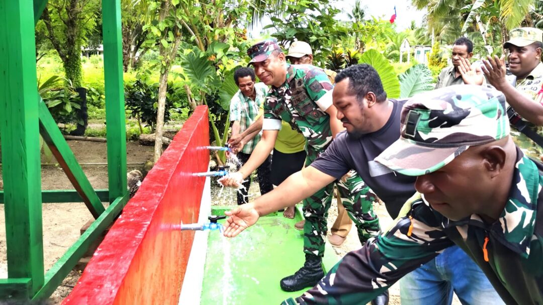 Warga Karui Berik Akhirnya Nikmati Akses Air Bersih