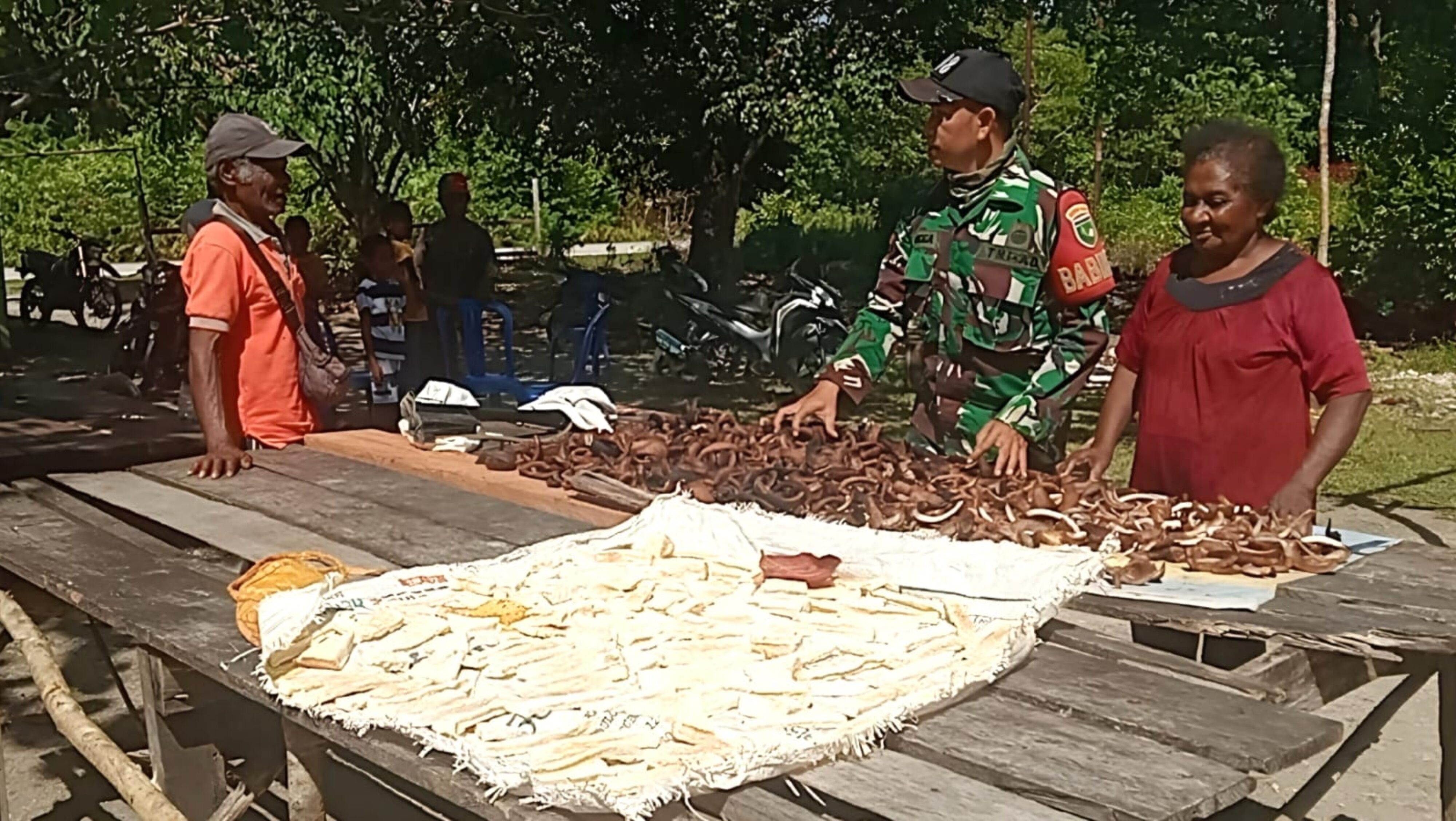 Babinsa: Ternyata Begini Cara Mengolah Kopra