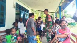 Babinsa Posramil Warsa Hadiri Kegiatan Kelas Ibu Balita di Kampung Aman