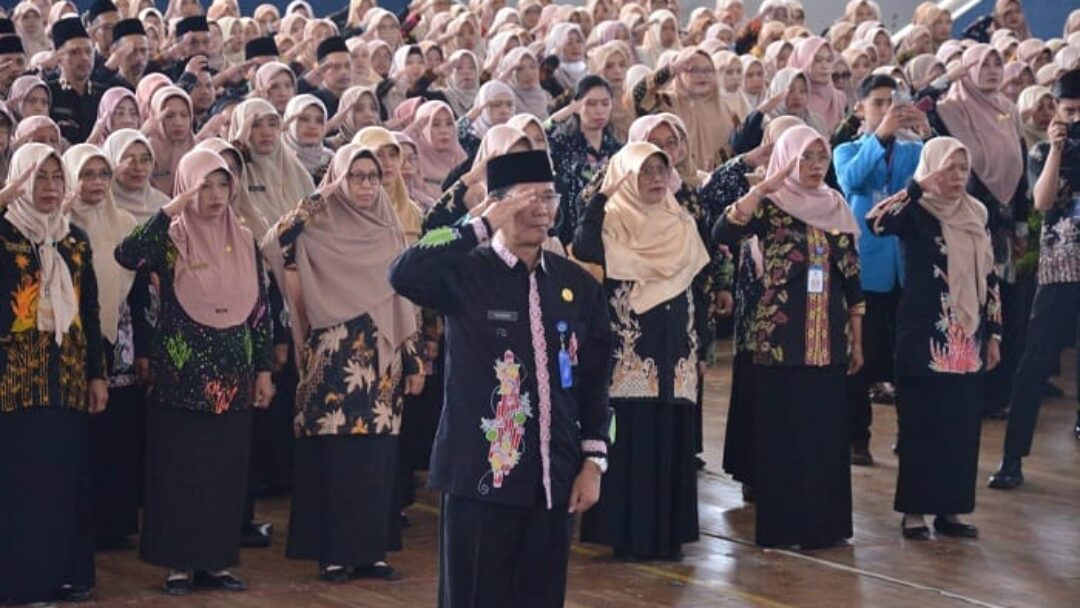 Dikpora Magetan Pastikan Kesiapan Sekolah,Ribuan Kepala Sekolah Ikuti Apel Akbar Wujudkan Sekolah Ramah Dan Berkualitas