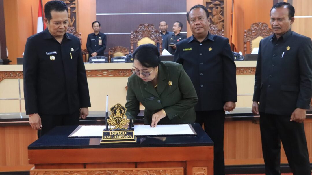 DPRD Jembrana Setujui Dua Ranperda, Perubahan APBD 2026 Naik Rp77,82 Miliar
