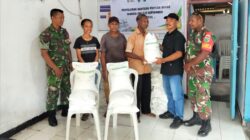 Babinsa Biak Kota Dampingi Pendistribusian Beras untuk Warga Kampung Manubabo