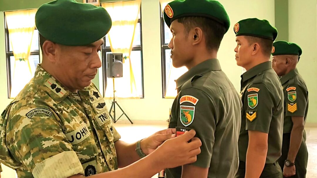 21 Prajurit Kodim 1708/BN Naik Pangkat, Dandim: Jadikan Motivasi untuk Tingkatkan Pengabdian